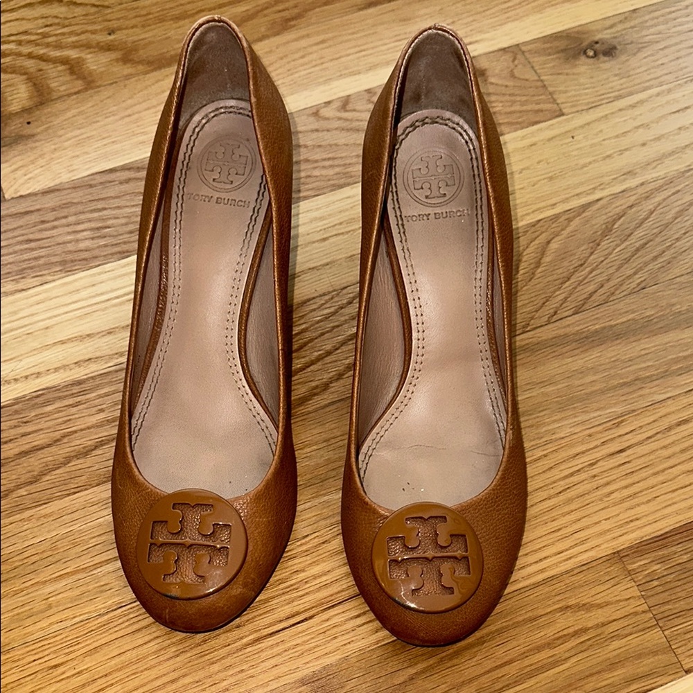 Tory Burch Tan Leather Flats